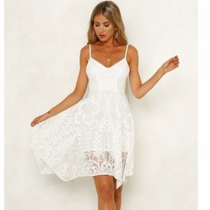 NWT - Lace white dress ✨
